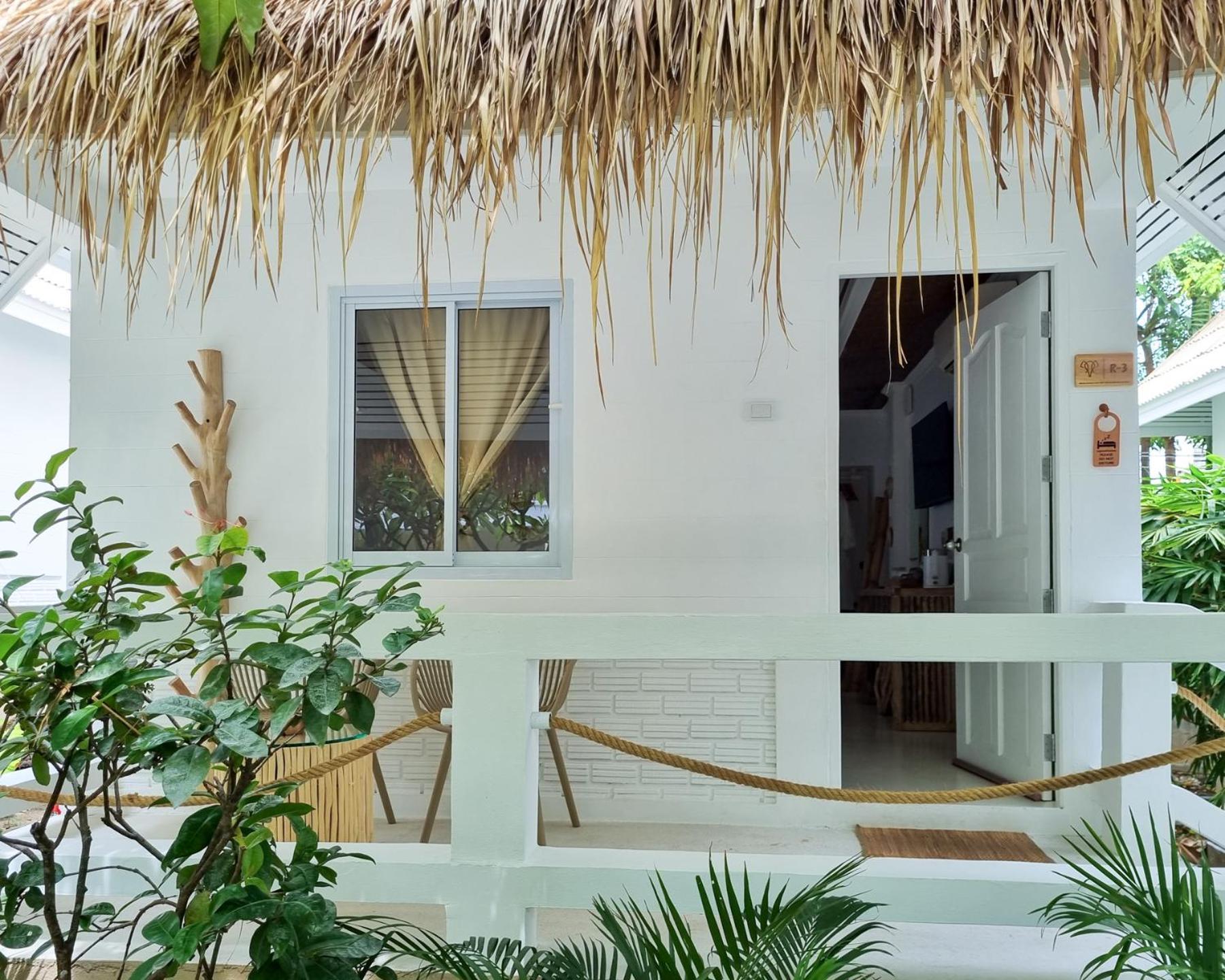 Elephant Beach Club & Resort Samui Chaweng Plajı Dış mekan fotoğraf